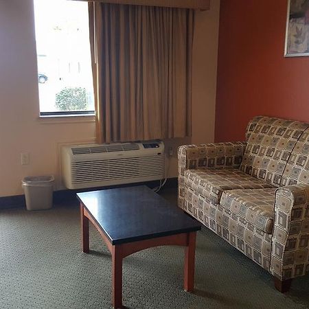 Budgetel Inn And Suites Hearne Экстерьер фото