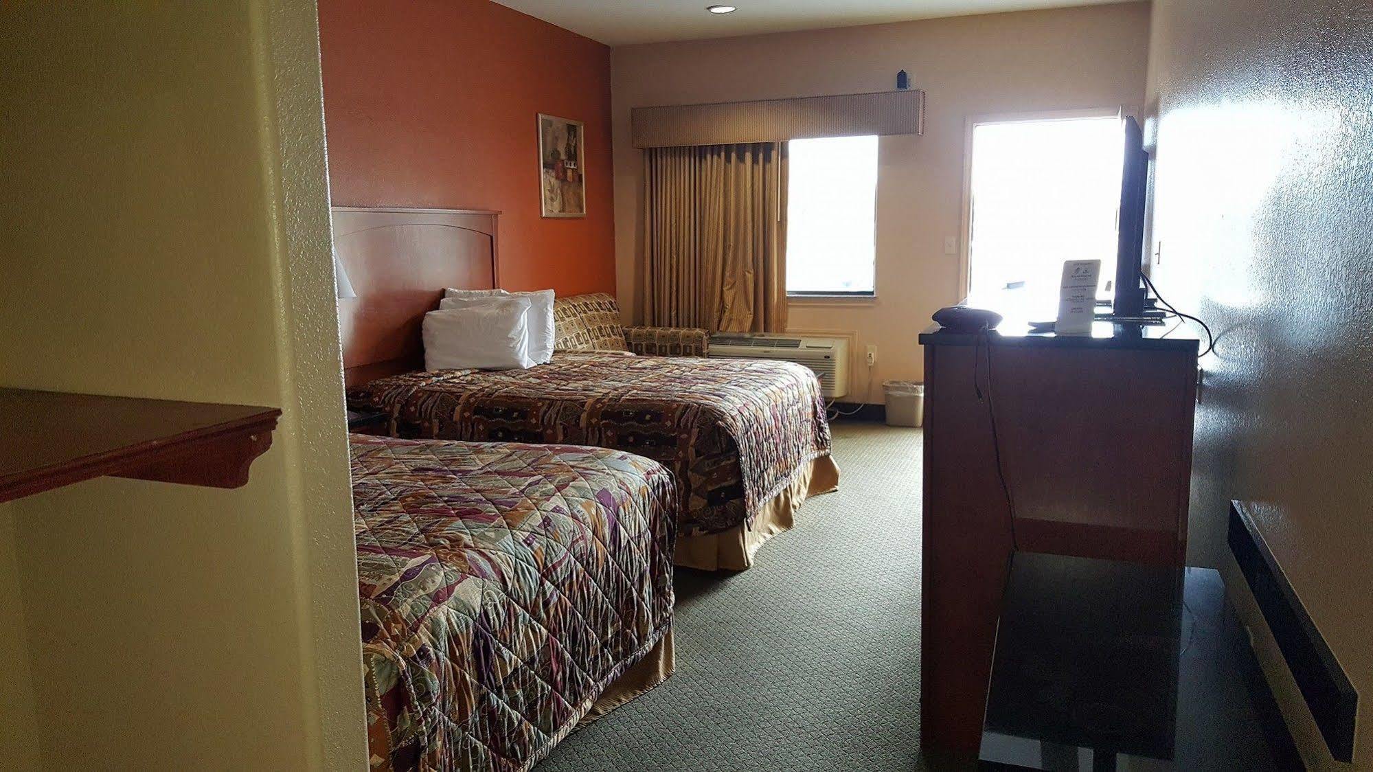 Budgetel Inn And Suites Hearne Экстерьер фото
